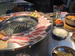 -哈哈碳都·牛肋条无限自助烤肉(宝龙店)