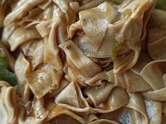 平山干豆腐尖椒-95号酱骨·一块豆腐(展春园西路店)