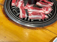 精品牛五花-唯成•韩国炭火烤肉 유성고기