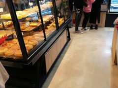 面包甜点陈列柜-皇冠幸福里动物奶油生日蛋糕(万达店)