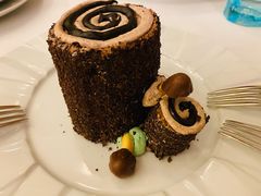 招牌树根蛋糕-莫斯科餐厅