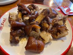 -老鼎万春卤菜(五代传承创始老店)