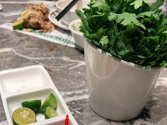 -禄婶鸡煲·打边炉