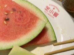 -芝小官毛肚火锅海鲜自助(苏州吴江区万宝店)