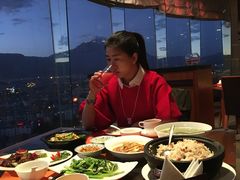 -官房大酒店-玉龙旋宫观景餐厅