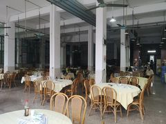 露天位-标记美食新鲜猪杂(兴南大道店)