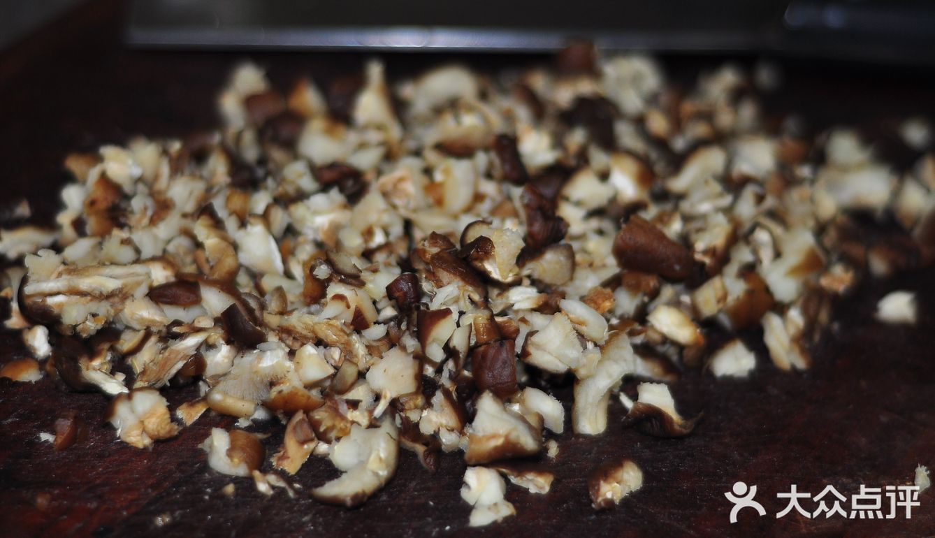 咸蛋黄糯米烧卖[调皮]这样做太好吃了