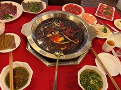 -山城年华老火锅(玉林店)