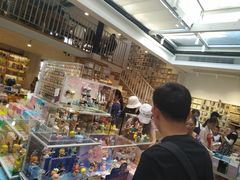 -猫的天空之城概念书店(苏州平江店)