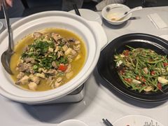 -三湘四水正宗湘菜(君峰路店)