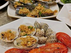 -四川小胡子海鲜(丁村万人海鲜广场店)