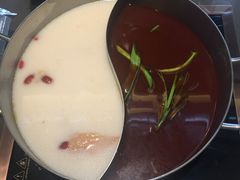 -捞王锅物料理(上海世茂广场店)