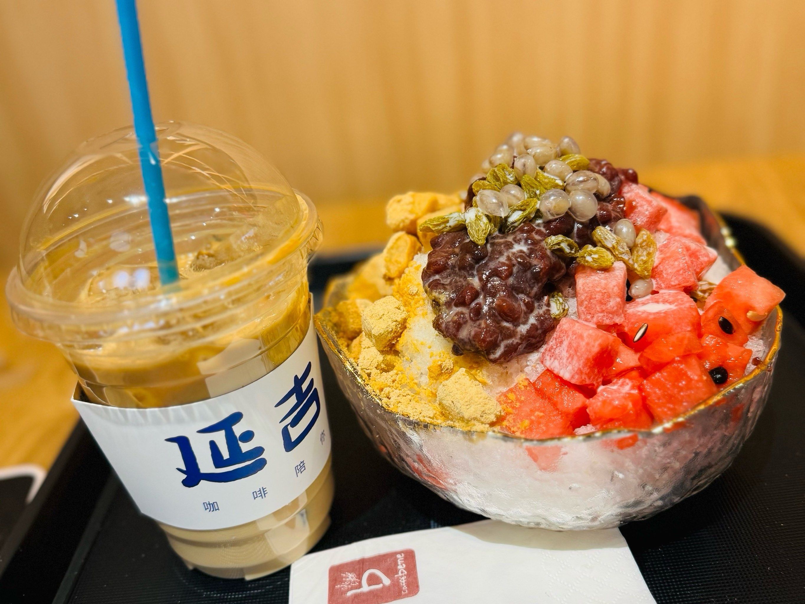 「老式冰色拉」红豆和 西瓜的🍉的甜度刚刚好