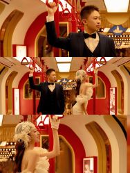 -现代经典婚纱摄影