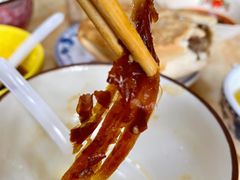 馕包肉-玉龙喀什有名爱可德木烤包子