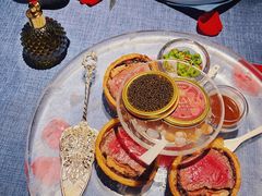 惠灵顿牛排-弦月窗LUNETTE BY AMANDA(复兴路店)