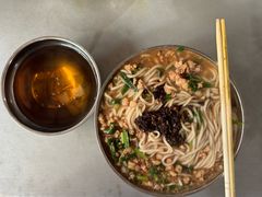 -正宗杨记普洱酸醋米线(总店)