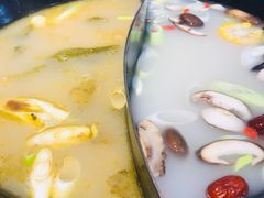 鸳鸯锅底-京门活鱼馆·鱼火锅(百子湾（原红庙）店)