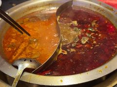 -沸炉重庆老火锅(军事博物馆店)