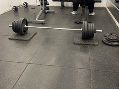 -乐刻健身(汇德隆购物中心店)