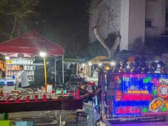 -吴山路夜市