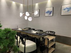 卡座-新草堂锅物料理(泉城路店)
