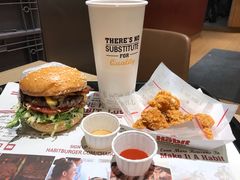 -The Habit Burger Grill 哈比特汉堡(爱琴海店)