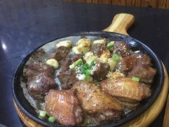 -老东镇啤酒屋海鲜加工·蒸汽海鲜·海鲜烧烤(台东店)