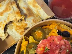-CIN CIN CANTINA&BAR
