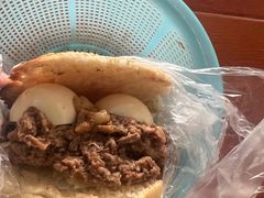 -老西关黄老太牛肉烧饼