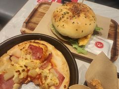 -必胜客(上地华联店)