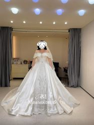-MISS MIA 婚纱品牌馆