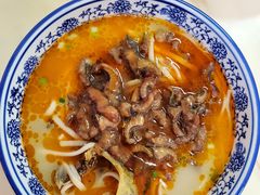 黄鳝鳝鱼面-何记鳝鱼面馆(开发区分店)