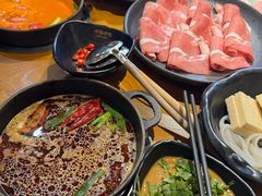 -呷哺呷哺 黄金牧场 (盛世天骄店)