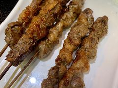 炭烤现穿羊排串-聚味罗记大排檔·烧烤·鲜鱼杂·甲鱼煲(科学馆店)