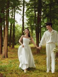 -至臻微拉婚纱摄影