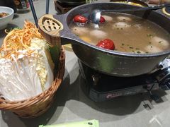 -楚山晓·湖北菜(武汉光谷K11店)