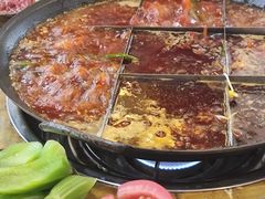 -正南齊北重庆老火锅(光华村直营店)