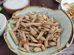 -民间瓦缸煨汤館(嵩山路店)