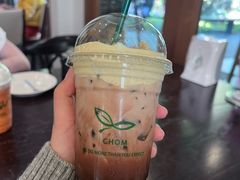 -Chom Cafe and Restaurant