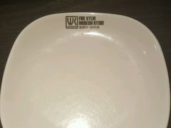 -HIHE Bistro·Oyster Bar(华熙live店)