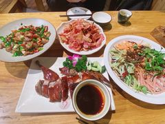 丽江紫洋芋-老滇山寨•云南特色菜•地方菜•民族风情歌舞表演(金碧店)