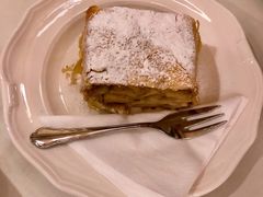 苹果卷-中央咖啡馆