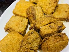 油炸臭豆腐-唔呶喔哩酒家(生产街店)