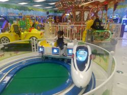 -莫莉幻想儿童乐园(青岛金茂湾店)