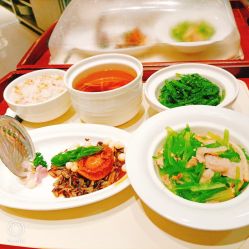 -乐茵敔山湾月子中心(独栋湖景店)