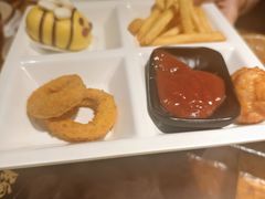 -老牌坊云南鱼豆花火锅(爱建店)