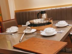 -胡须佬鸡煲四季火锅店(石厦西村直营店)