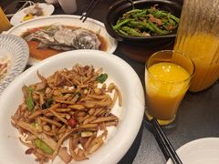 -国人川菜(李家村建东街店)