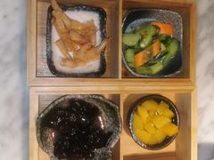 -轻捞慢起面馆(新世界百货店)